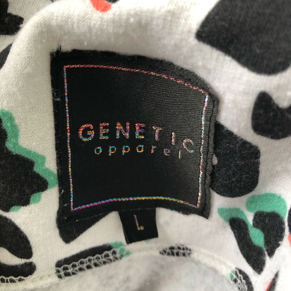Cropped Sweater - Picture 3 of 3